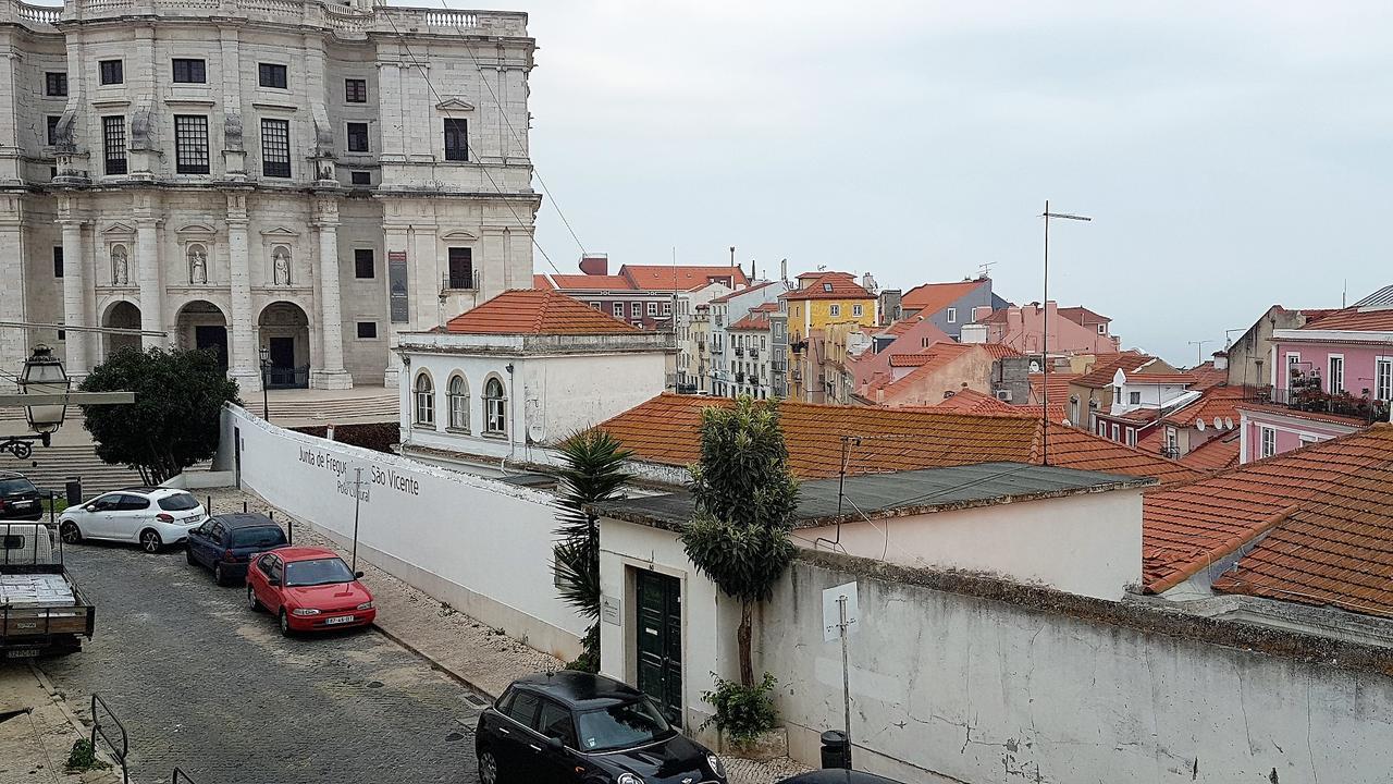 Casa Santa Clara Hotel Lisbon Exterior photo