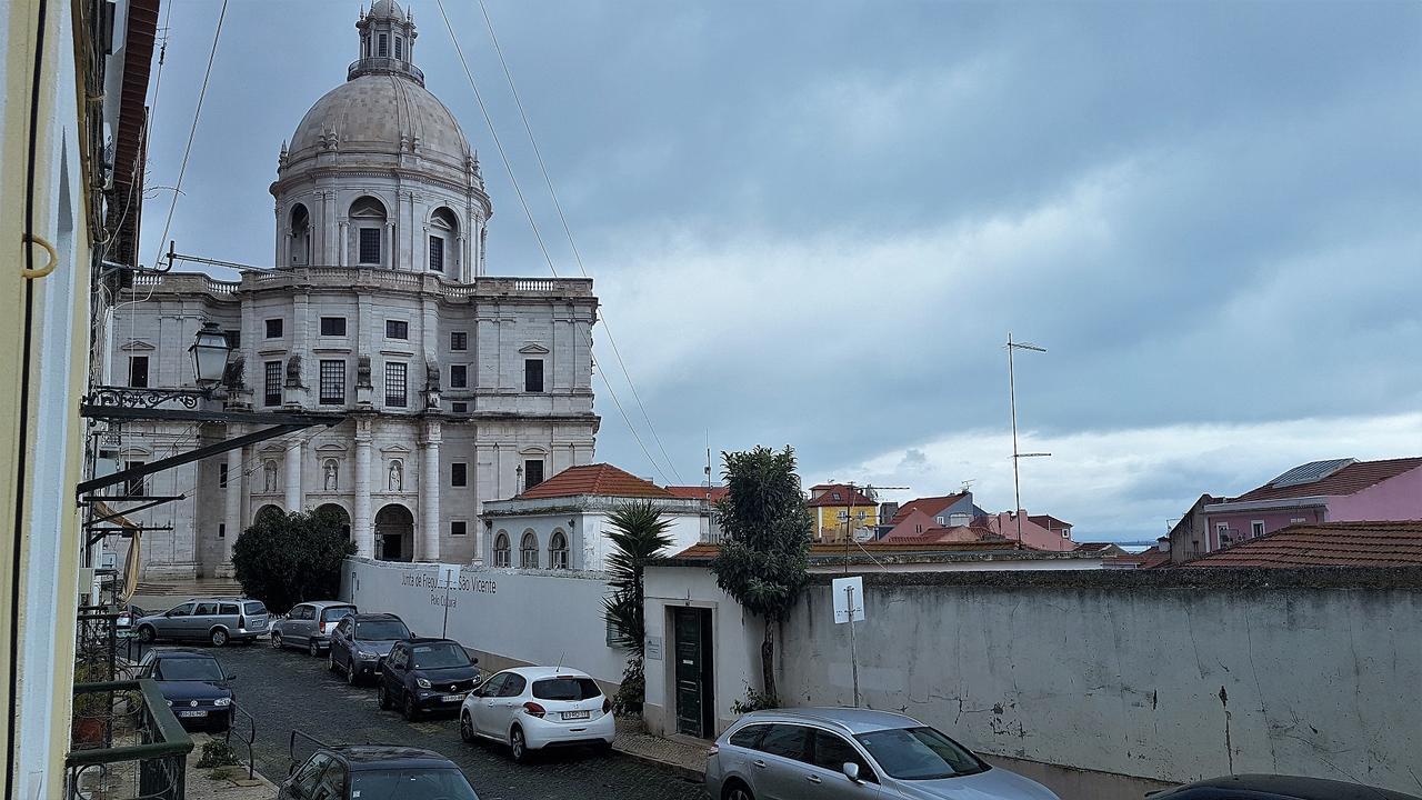 Casa Santa Clara Hotel Lisbon Exterior photo